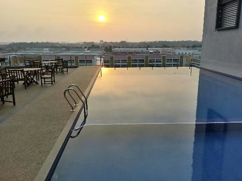 D Hotel Сери-Искандар Экстерьер фото